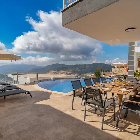 5 Bedroom - 1064 Villa *